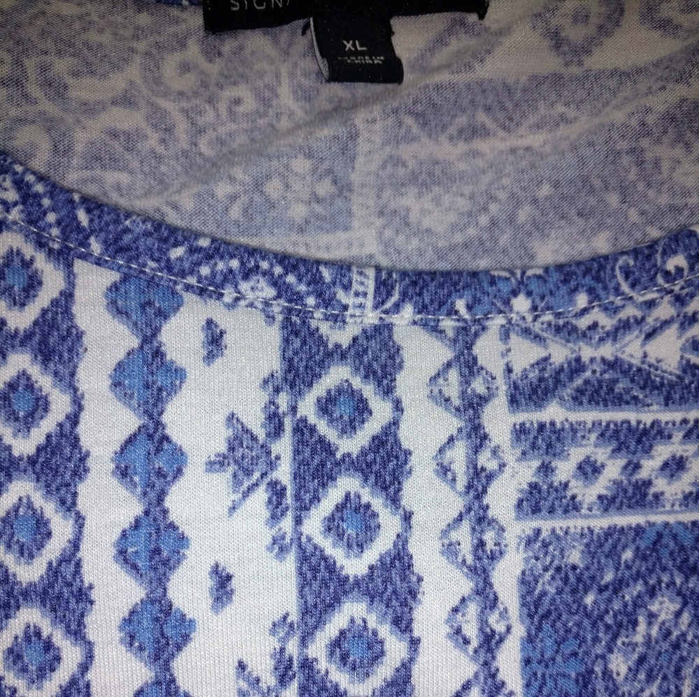 👚Blouse - Picture 2 of 3